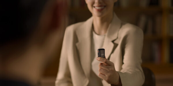 Hệ thống microphone DJI Mic 2 còn hỗ trợ ghi âm an toàn với safety track