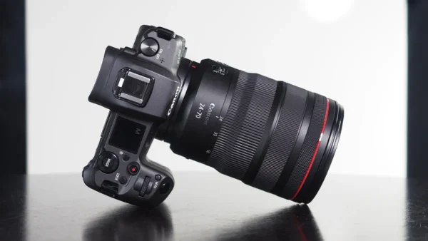 Canon RF 24-70mm F2.8 L IS USM - Thiết kế chống chịu thời tiết