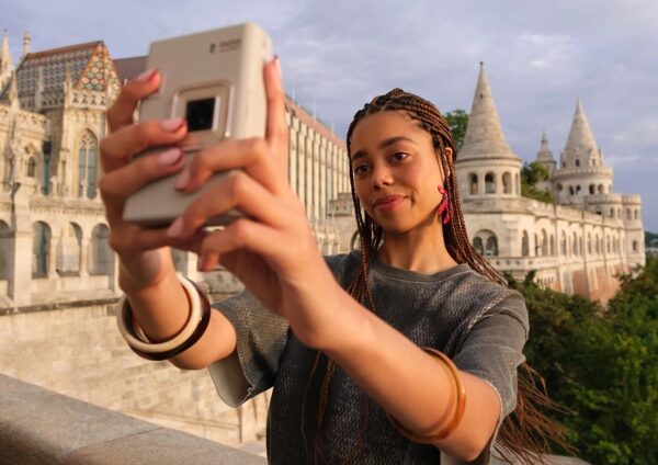 Fujifilm Ra Mắt Instax Mini LiPlay+