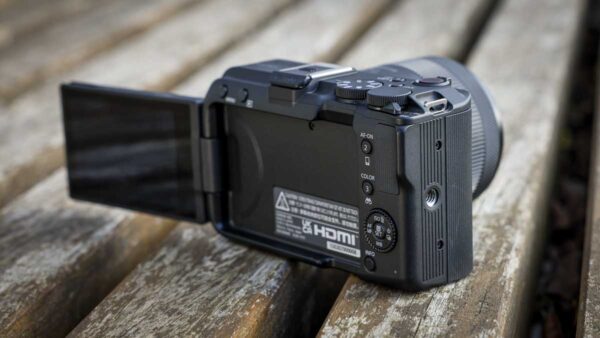 Đánh Giá Review Canon EOS R50 V - 2