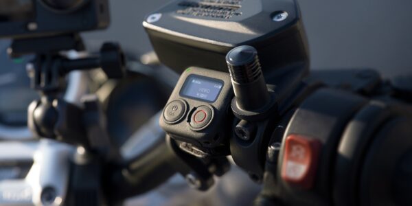 DJI Osmo Action 6 là trung tâm của hệ thống linh hoạt: Chống nước 20m cho quay dưới biển với cảm biến màu và áp suất chính xác