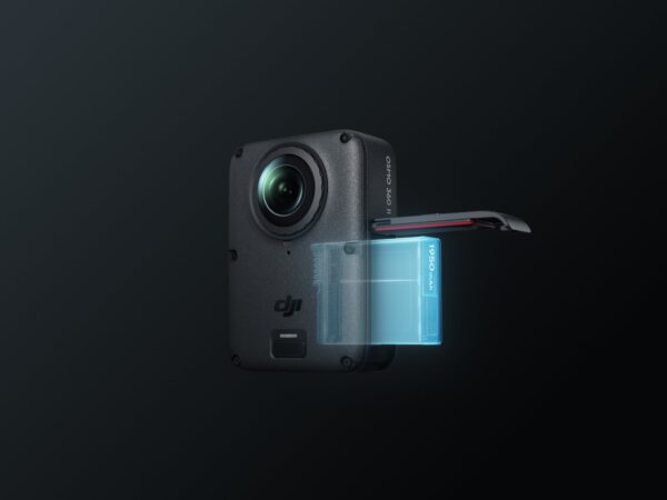 Nhờ viên pin Extreme Battery Plus, DJI Osmo 360 II có thể quay liên tục tới 100 phút ở độ phân giải 8K/30fps