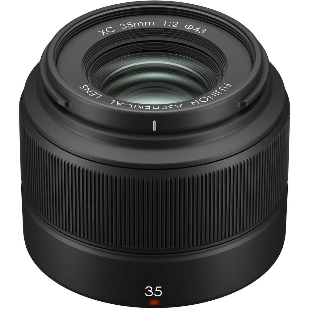 FUJIFILM XC 35mm f/2